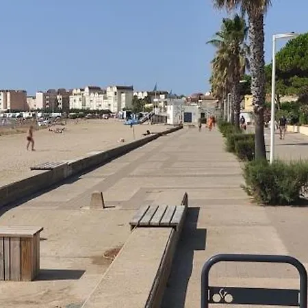 T2 Spacieux, Proche Plage, Parking Prive - Fr-1-796-82 Apartamento Gruissan