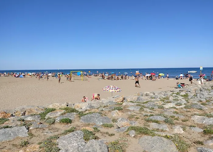 شقة T2 Spacieux, Proche Plage, Parking Prive - Fr-1-796-82