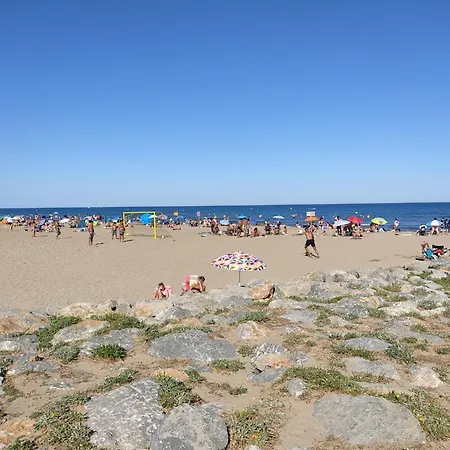 Apartmán T2 Spacieux, Proche Plage, Parking Prive - Fr-1-796-82